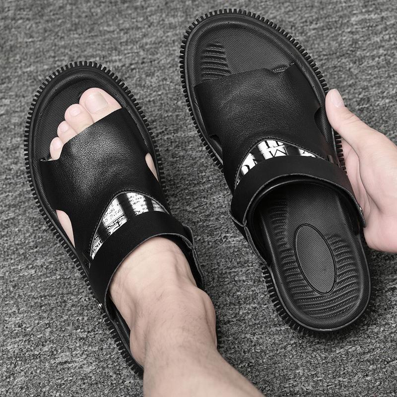 Summer 2022 Newest Fashion Men Shoes Vintage Quality Leather Non-Slip Beach Sandals Travel Slippers Black Brown Comfortable Light