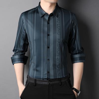 Herbst Herrenhemden Jugend Neue Gestreifte Ordentliche Revers Langarm Casual Fashion Loose Korean Style