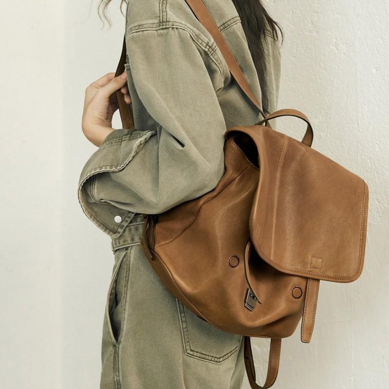 Womens Genuine Leather Messenger Backpack Large Capacity Commuter Bag Urban Minimalist Style