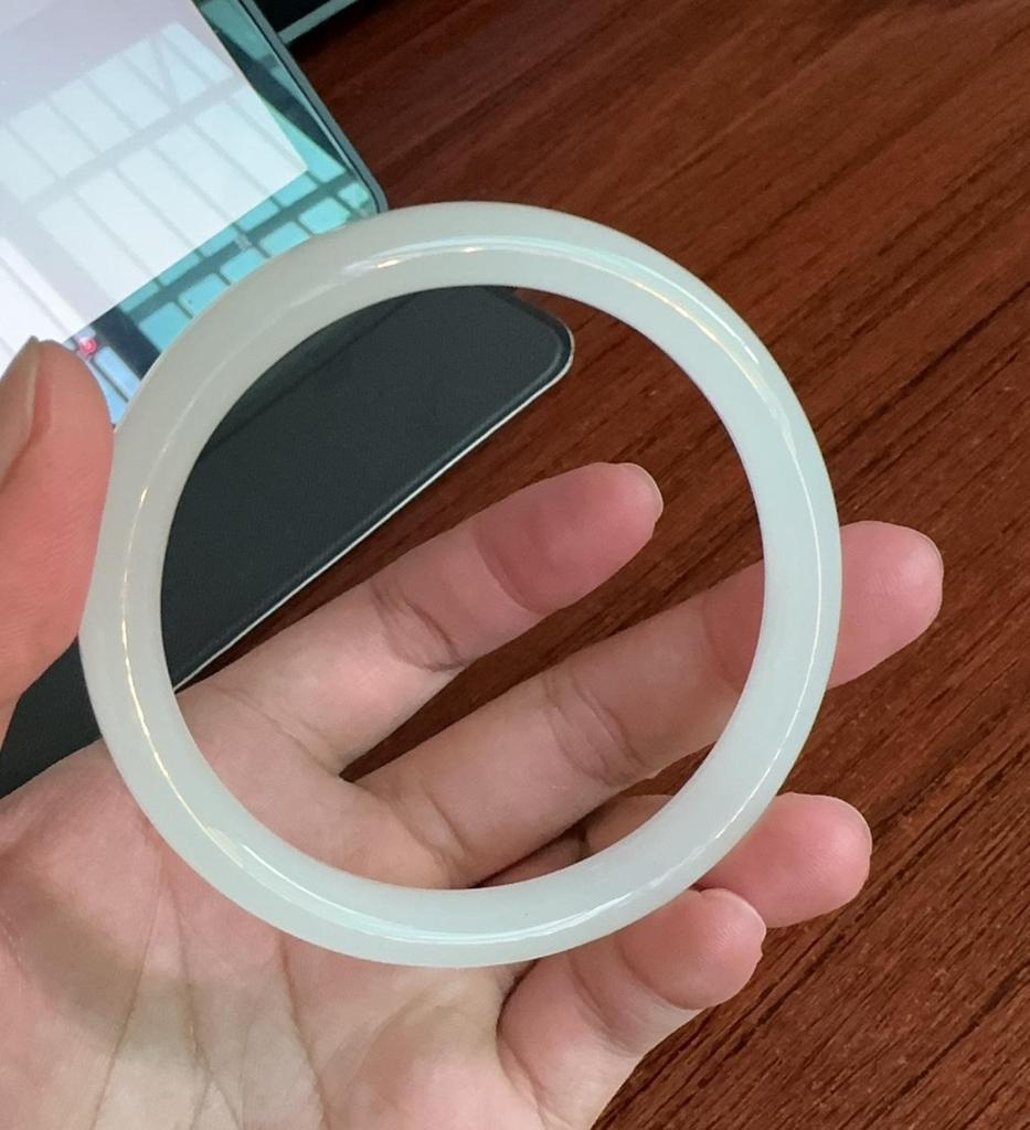 Inspirowana Xiaohongshu Chińska Stylistyka Zielona Szklana Bransoletka z Kwiatami – Świeża, Uniwersalna i Bajkowa