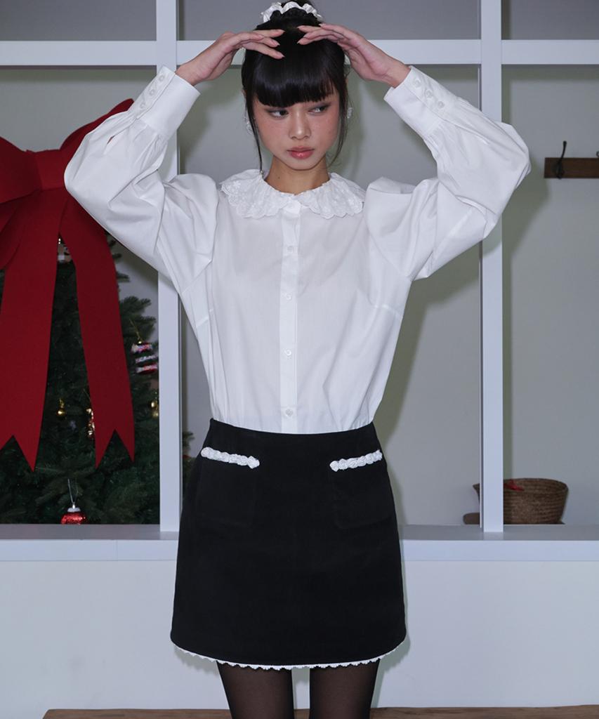 Opening Sunshine Lace-Trimmed Velvet Mini Skirt_Black
