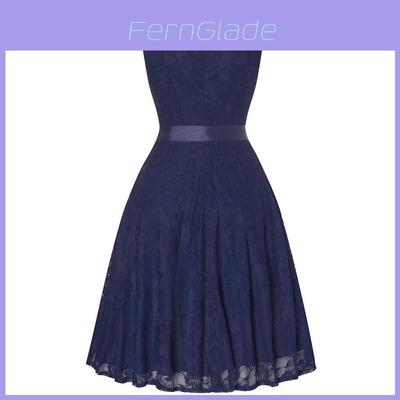 Robe Rétro Élégante à Col Rond Sans Manches avec Points de Dentelle, Ceinture Large et Jupe Évasée Ajustée