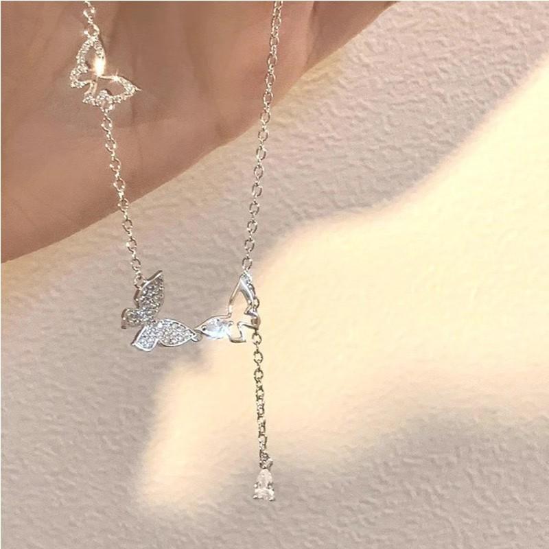 Korean Style Fashion Collarbone Chain Inlaid with Flash Diamond Double Butterfly Tassel Necklace for Women Versatile Design Accessories