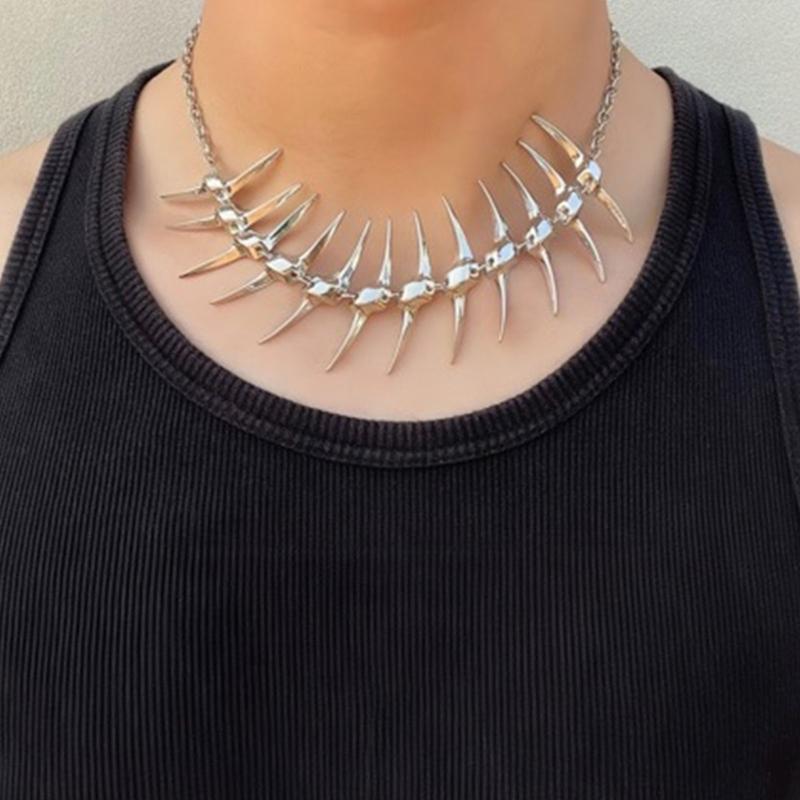 Edgy Thorn Fishbone Chain Necklace For Bold Fashion Statements Silver Alloy Jewelry Perfect Gift For Couples Trendy