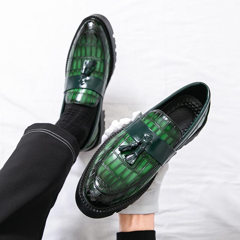 Fashion Retro Men Business Fringed Shoes Men Casual Comfortable Thick-soled Anti-slip Fashionable Small Leather Shoes Sizes 38-46