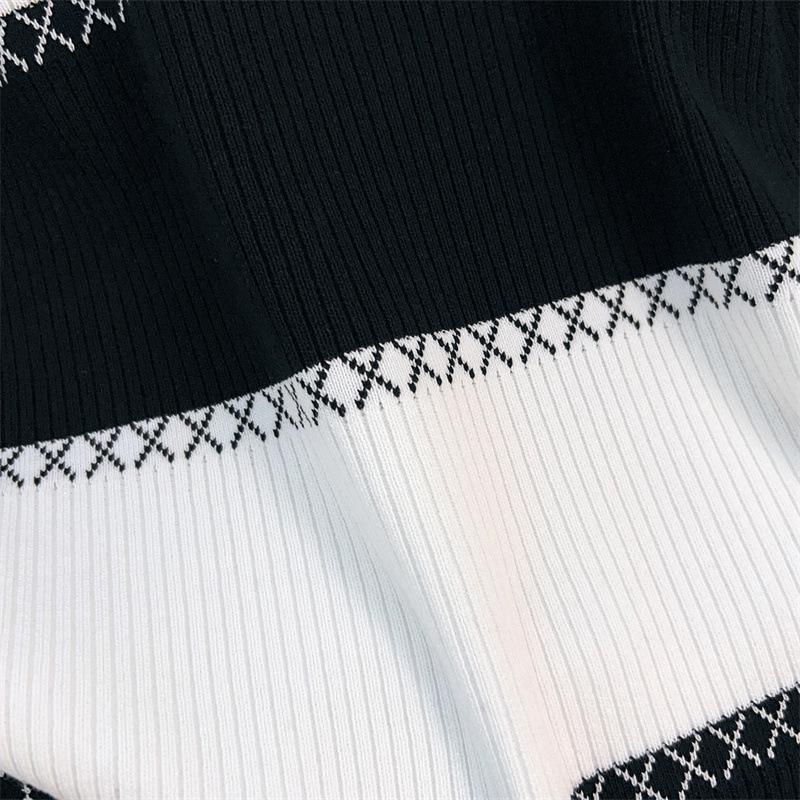Plus Size Women's Summer Ice Silk Slimming Knit Top - Short Sleeve T-shirt