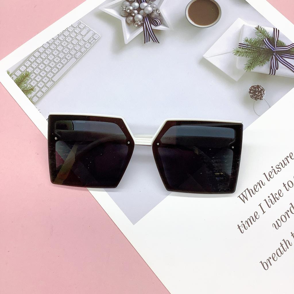 Box Cute Girls Sunglasses Sun Protection Eye Shading Children'S Sunglasses Fashion Thin Children'S Glasses