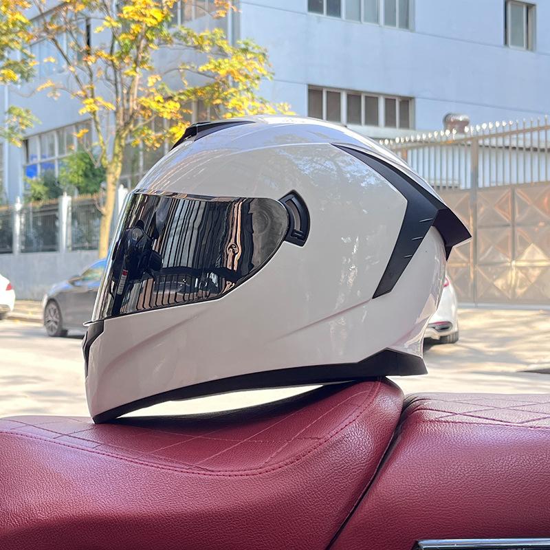 Imitation Street Car Helmet Men's Motorcycle 3C Electric Vehicle Full Helmet Autumn and Winter Knight Double Mirror Riding