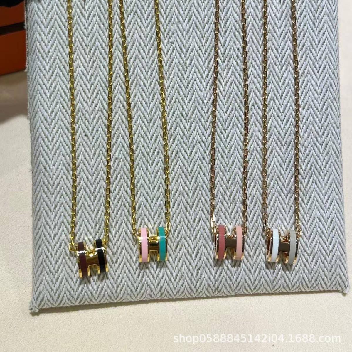 Limited Edition Two-Tone Women s Enamel Mini H Necklace for Qixi Festival Rose Gold Green with Pink
