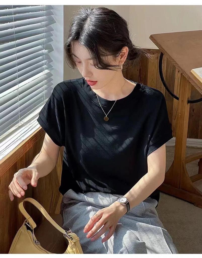Women's Fashion Solid Color Short-Sleeved Top - 2025 Summer Collection