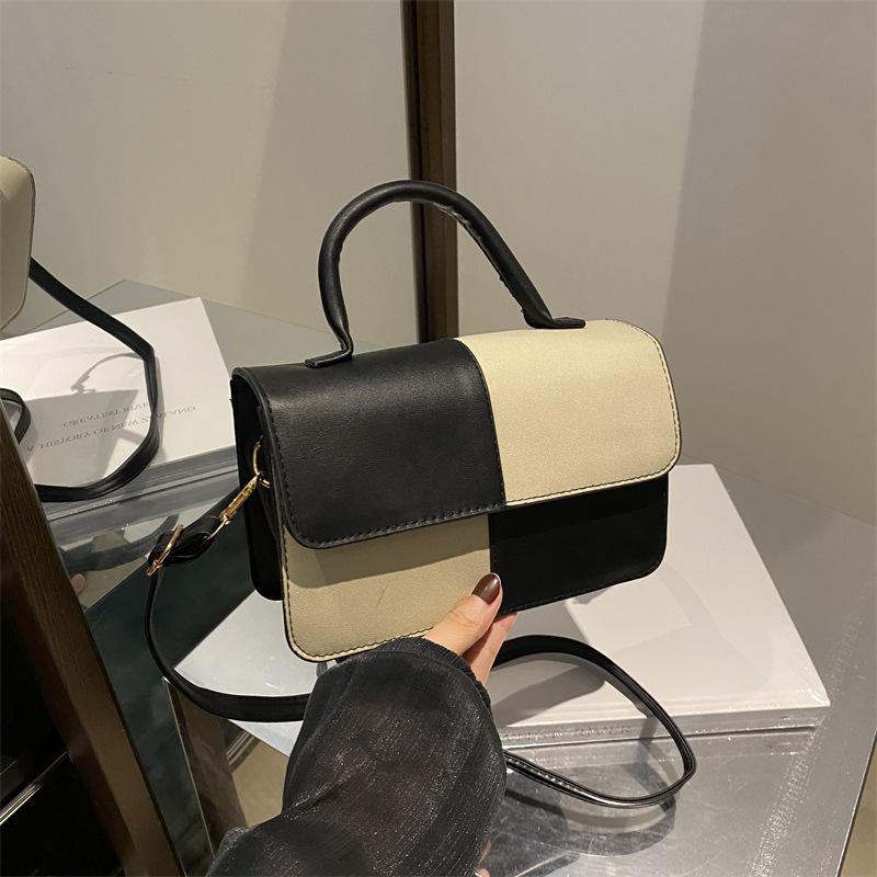 Niche design plaid contrasting color shoulder messenger bag women's 2025 autumn new versatile checkerboard small square bag