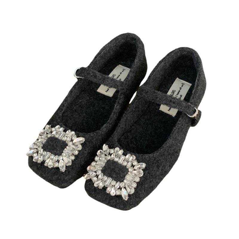 In the Autumn and Winter of 2025, the New Retro Square Head Flat Bottom Word with Rhinestone with Skirt, Foreign Style Mary Jane Fluffy Shoes Women