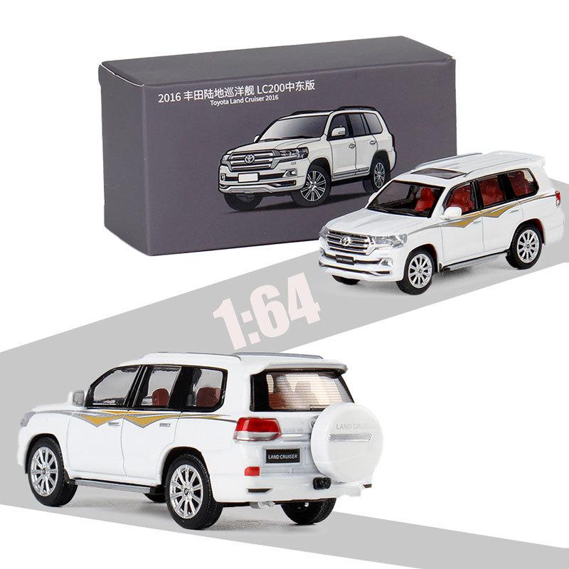 1/64 Toyotas Land Cruiser LC200 2016 SUV Alloy Car Model Diecast Metal Off-road Vehicles Car Model Miniature Scale Kids Toy Gift
