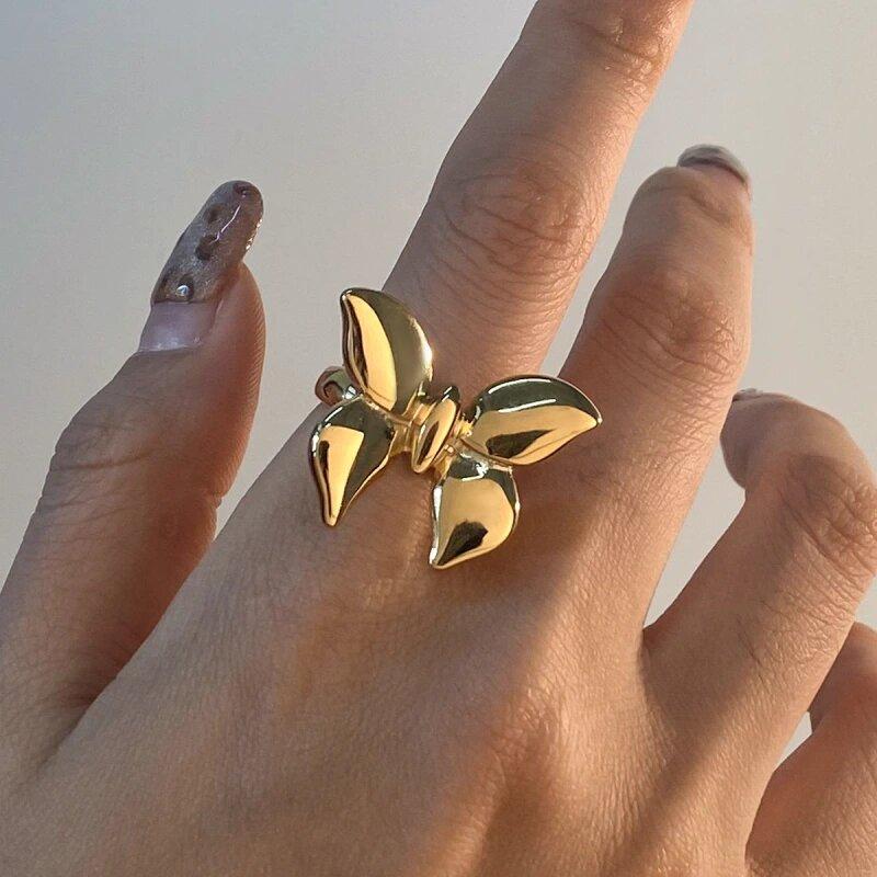 18K Gold Color Plated Smooth Butterfly Finger Ring Statement Waterproof Geometric Butterfly Ring for Women's Party Jewelry Gift