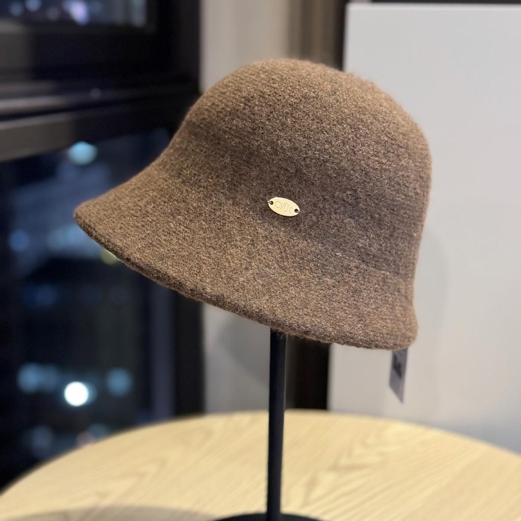 New Autumn and Winter Irregular Brim Fisherman's Hat for Women Versatile Casual High Grade Plush Face Covering Warm and Windproof Fisherman's Hat