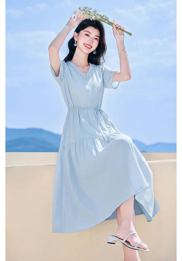 Design Sense Niche Fashion Temperament Slimming Dress for Small Figures