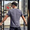 Herren Sport-T-Shirt mit geprägtem Stahlstempel und eng anliegenden Bündchen - Schweres Kurzarm-T-Shirt für Laufen, Fitness, Gewichtheben