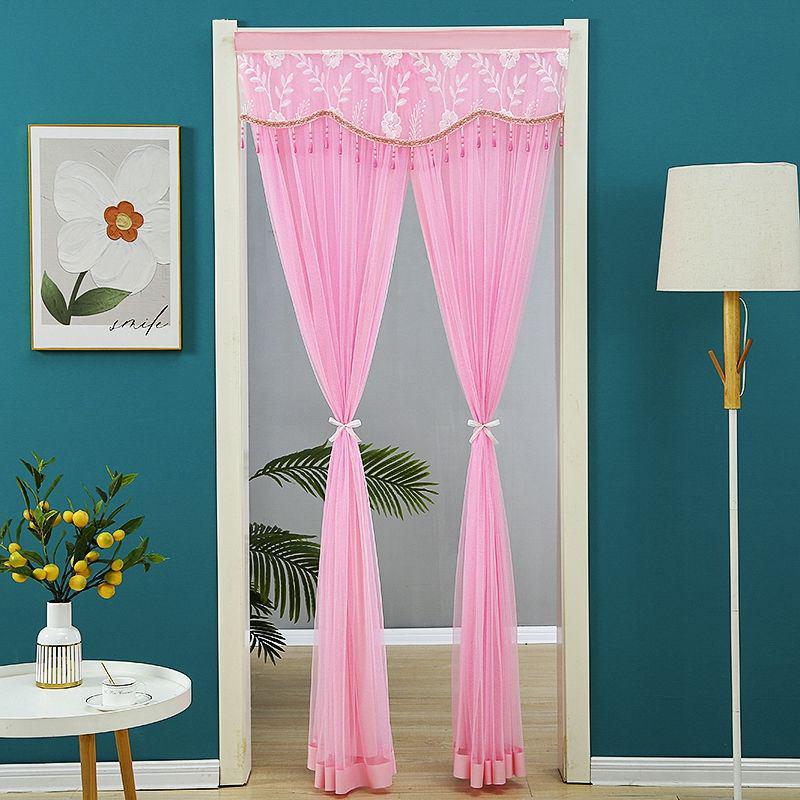 Krajková dvouvrstvá protikomáří závěs na dveře s přepážkou pro soukromí pro všechna roční období