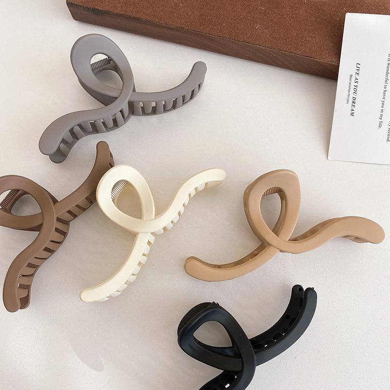 Pinces à cheveux vintage à motif géométrique creux, style crabe et requin, accessoires pour cheveux de fête pour femmes