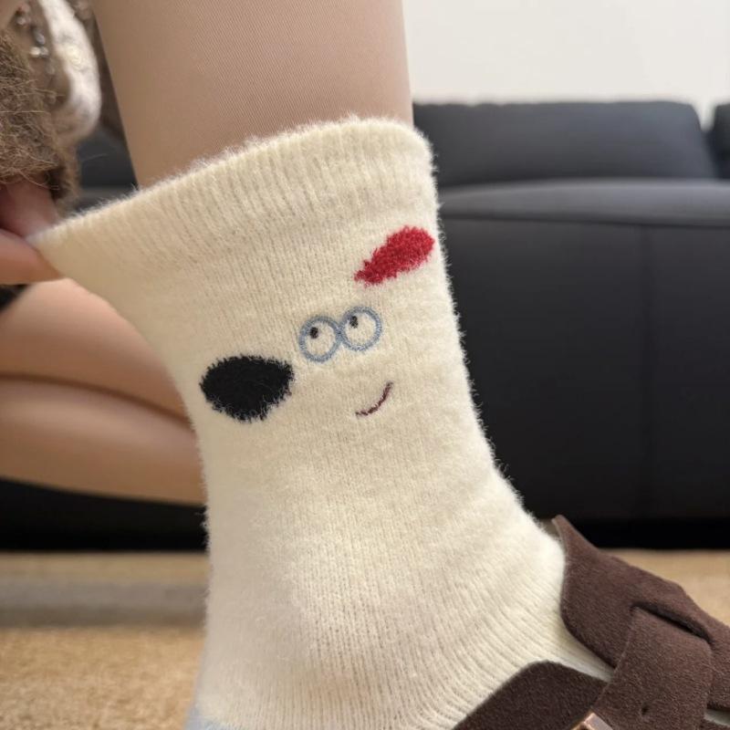 Soft and Thick Australian Fleece Socks for Girls, Fluffy Balls, Fun Mid-calf Socks, Fabric Label, Qiuqiu, Warm Autumn and Winter Socks