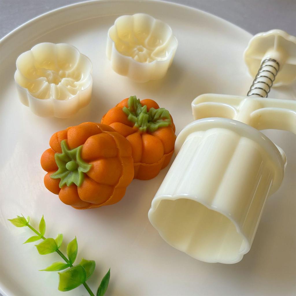 Creative Pumpkin Shape Mooncakes Molds Durable 50g Pumpkin Mooncakes Crafting Molds for Artisanal Desserts Enthusiasts