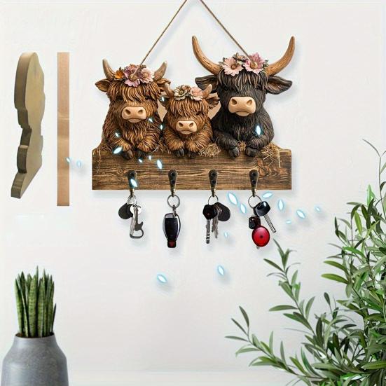 Highland Cow Ornaments Key Holder Wall Mounted Rustic Wooden Key Holder with 4 Hooks Cow Wall Decorative Rack for Entryway Hallway Farmhouse