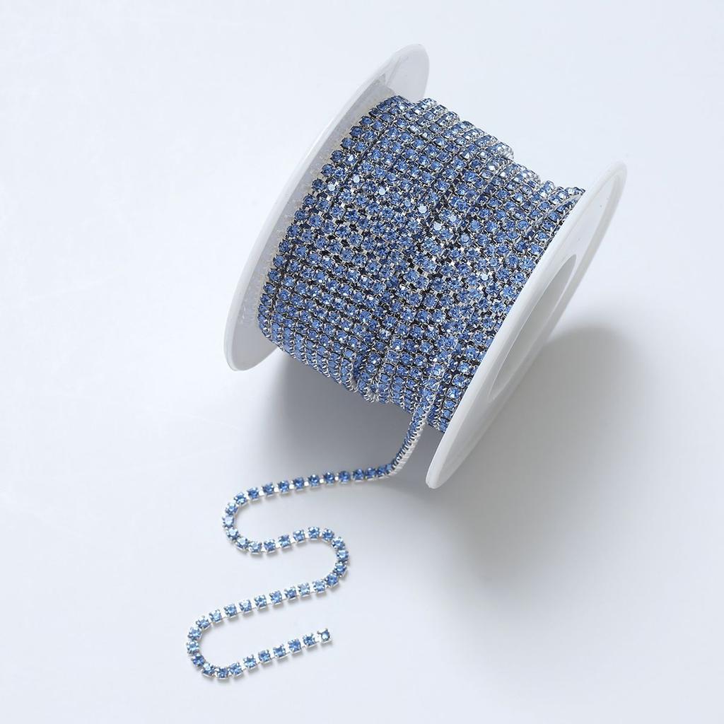 Silver bottom dense claw glass crystal rhinestone claw chain, color inlaid crystal diamond chain DIY mobile phone material sticker diamond accessories