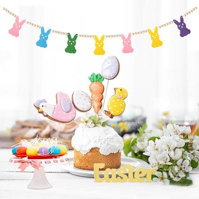 Guirlande de Pâques 2 pièces avec breloques colorées en forme de lapin séparées par des perles en bois, bannière en perles de lapin pour une célébration printanière du jour de Pâques