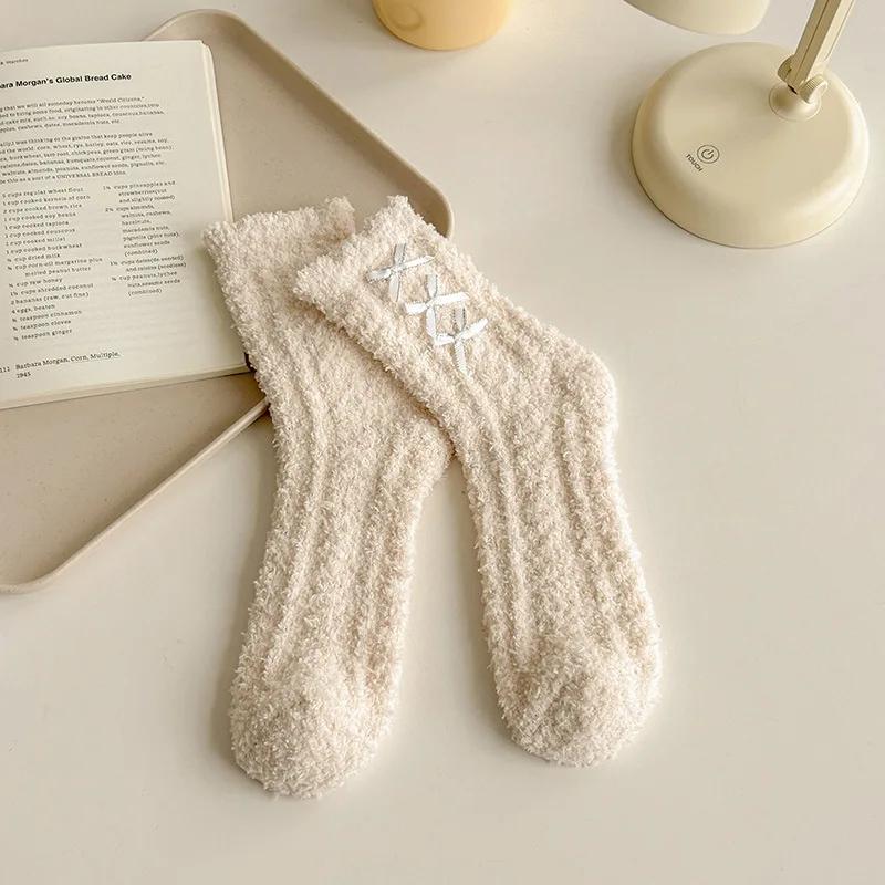 Hiver Automne Chaudes Pelucheuses Floues Chaussettes Nœud Épais Thermiques Douces Kawaii Mi-bas Corail Femme Polaire Sol Sommeil Chaussettes