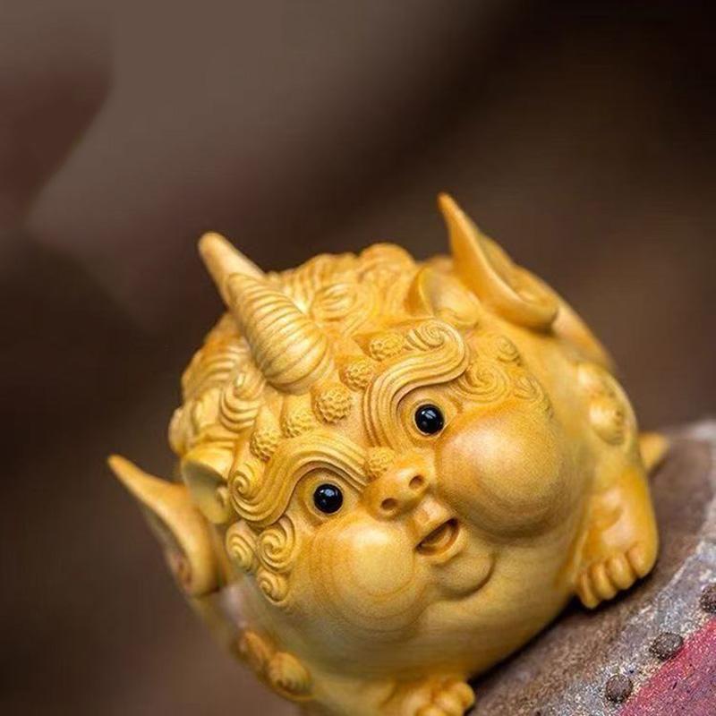 Wood carving Unique Pixiu Sculpture Statue for Good Luck and Fortune Animals Handcrafted Artwork Office or HomeDecor Feng Shui
