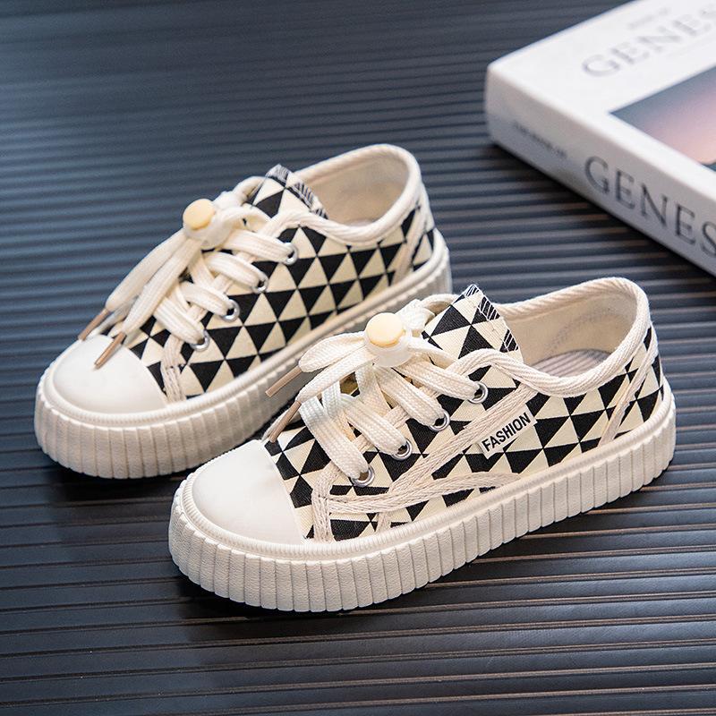 2025 medium and older children's sports shoes boys' bottom anti-new children's canvas shoes girls' casual shoes biscuits skateboard shoes