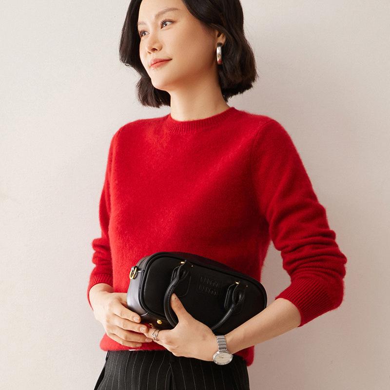 Women's Solid Color Cashmere Knit Sweater: Round Neck, Long Sleeve, Double-Ply Base Layer for Autumn & Winter.