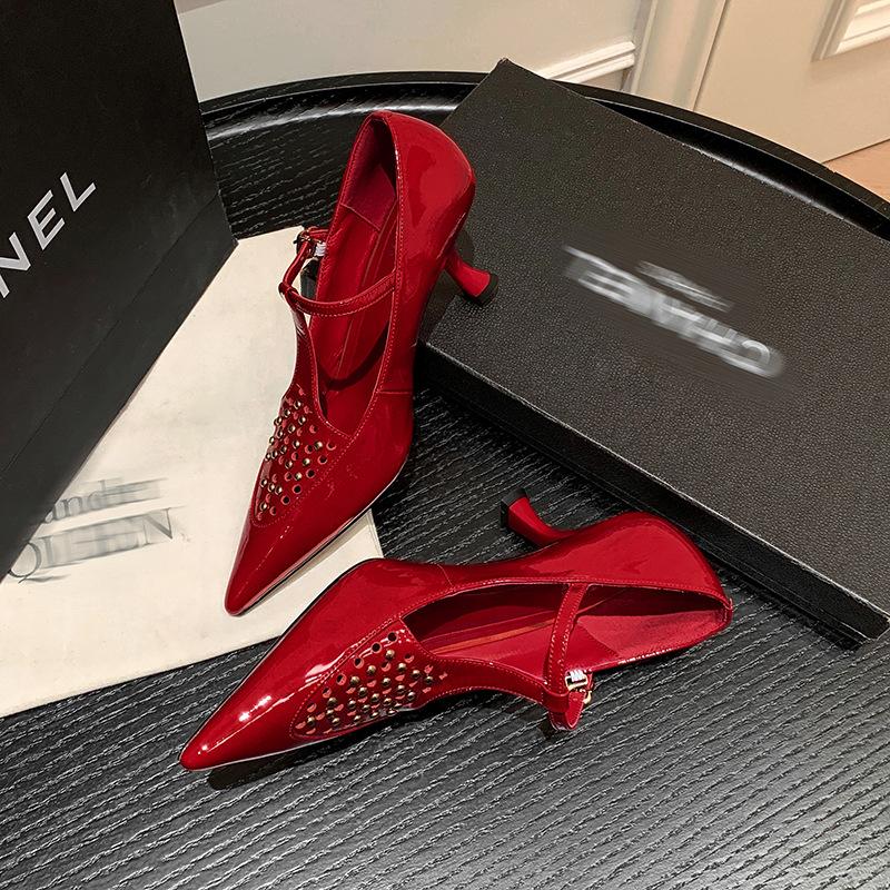 

Kara women s shoes~ Design sense pointed toe woven T-button Mary Jane shoes leather dress shoes high heel single shoes temperament 39 красный