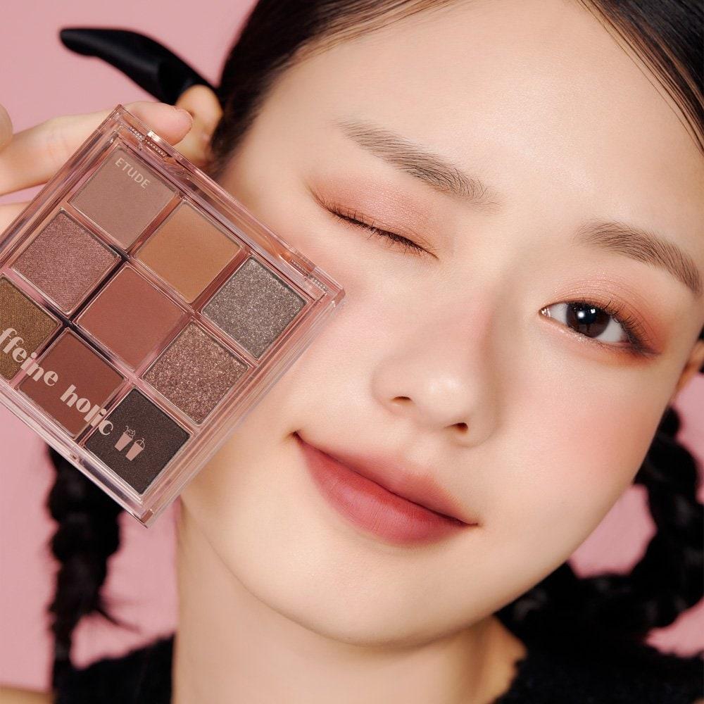 

Play Color Eyes Caffeine Holic / Eyeshadow / Eye Palette / Mocha Mousse Makeup
