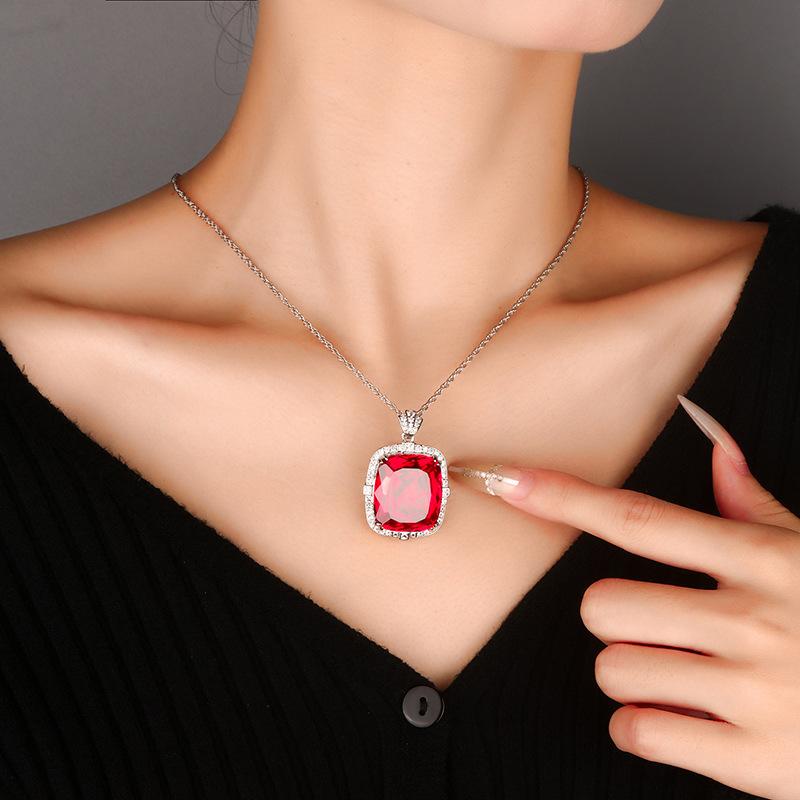 Jewelry Copper Bottom Gold-Plated Simulation Colored Treasure Fat Rectangular 20 * 23 Pendant Necklace Jewelry