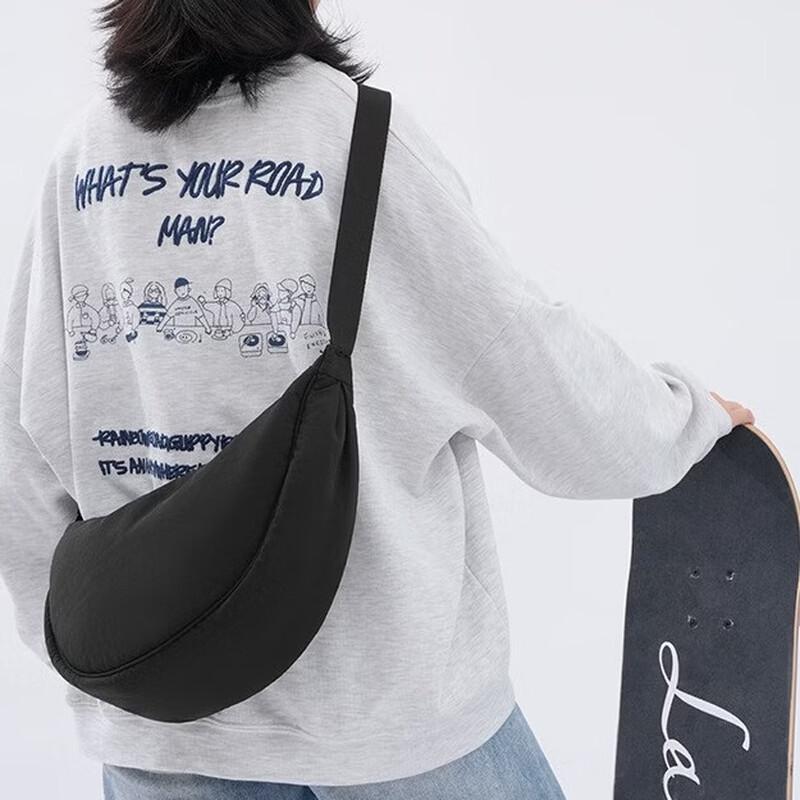 Keerluoke Canvas Dumpling Crossbody Bag 1