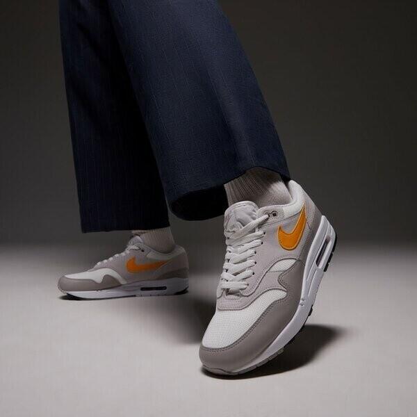 Nike Air Max 1 Essential "university Gold" Sneakers