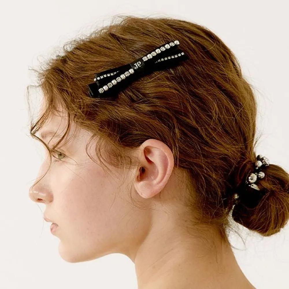 Pearl Crystal Ribbon Hair Clip JC004SL black