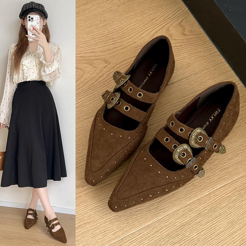 

Retro Rivet Pointed Toe Shallow Mouth Heightened Single Shoes 2026 New Flat French Evening Breeze Mary Jane Shoes 35 коричневый