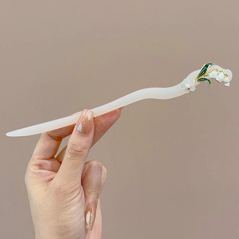 Elegant Retro Tassel Hairpin for Hanfu Updo - Women's Chinese Style Metal Hair Clip