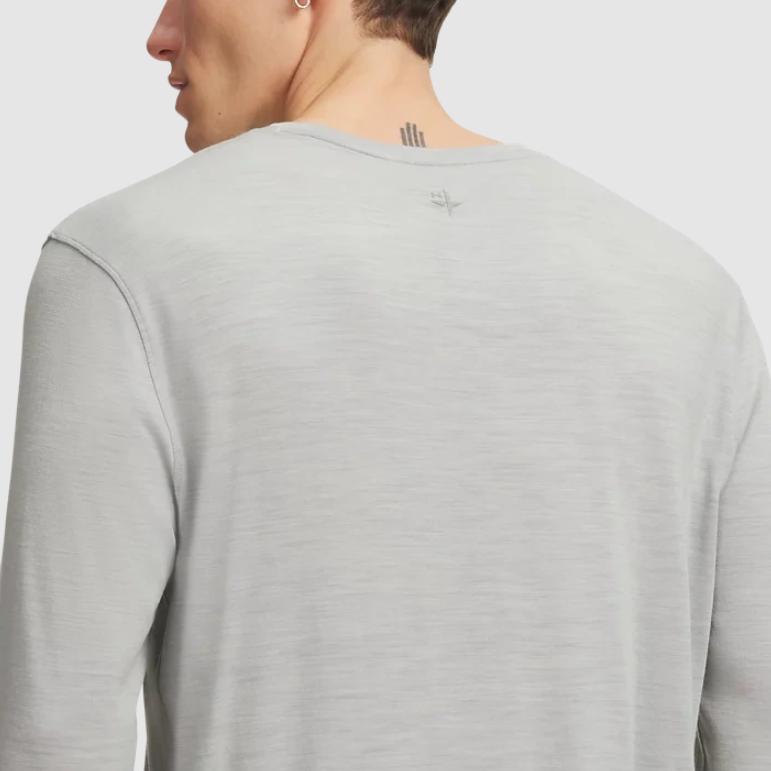 Under Armour Explor Solid Long Sleeve Pullover T-Shirt Men Tops 6014475-069