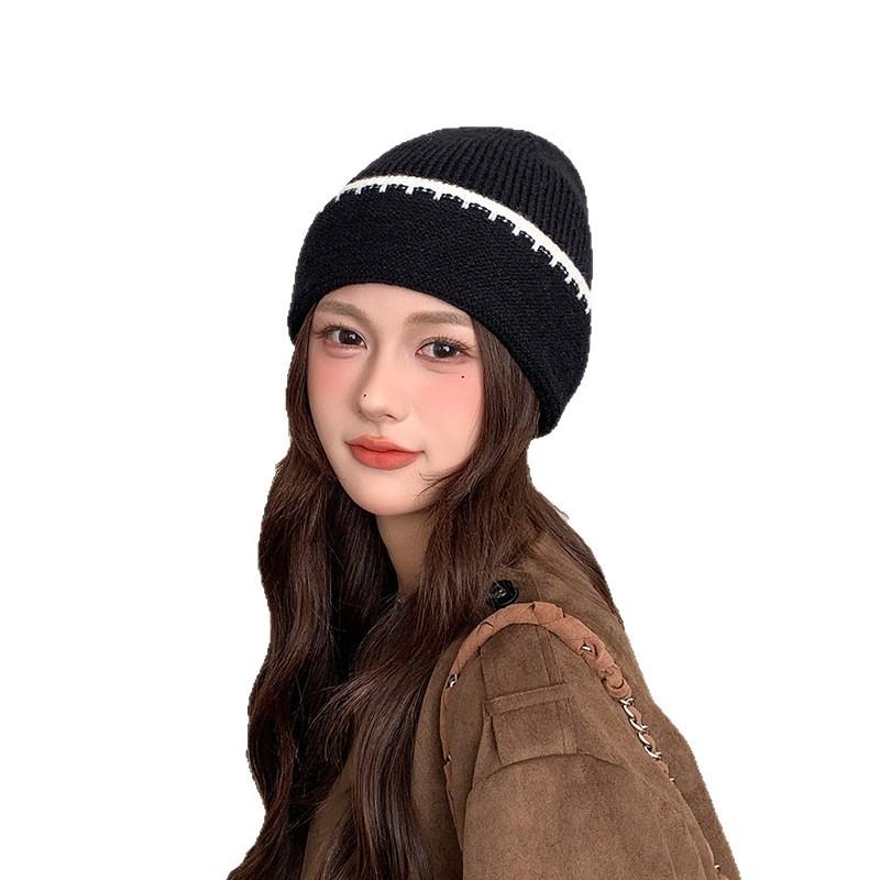 Color blocking Knitted Hats for Women Warm and Ear Protecting Woolen Hats for Autumn and Winter  Face Enhancing Small Headscarves Cold Hats