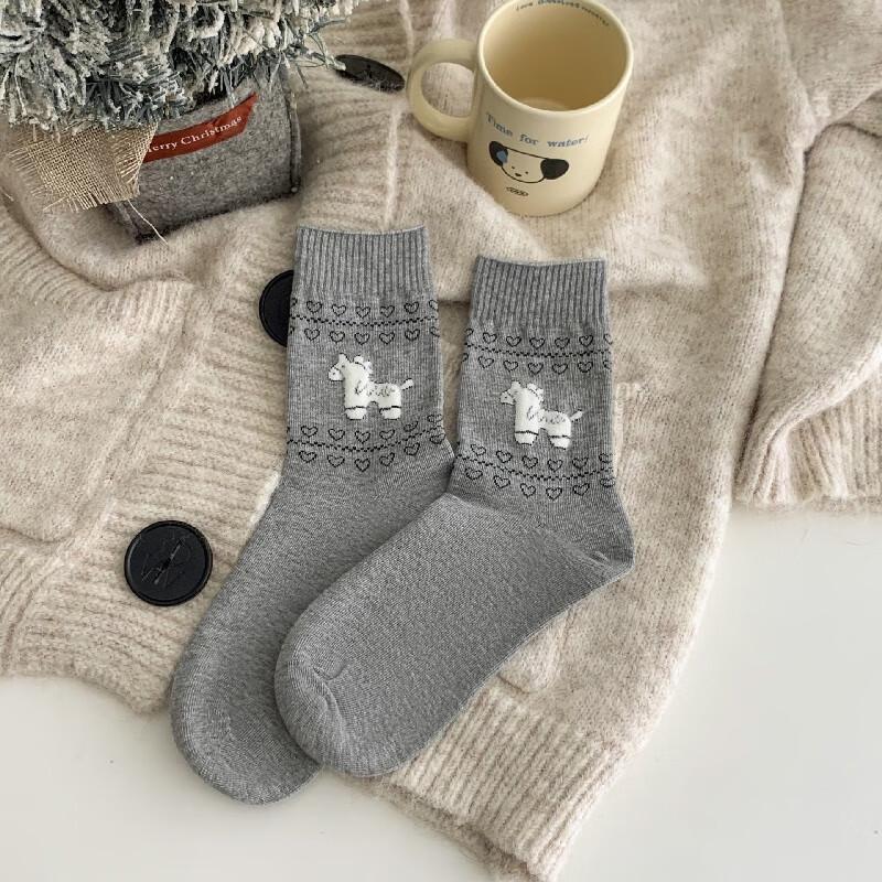 Yishan Yisi Women s Cute Embroidered Cotton Mid-Calf Socks