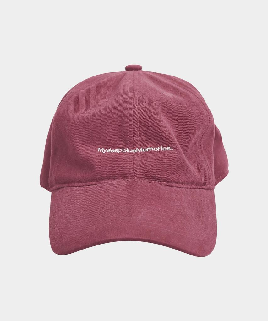 Maidibbeullumemolijeu Mydeepblueememories Text Ball Cap (Burgundy)