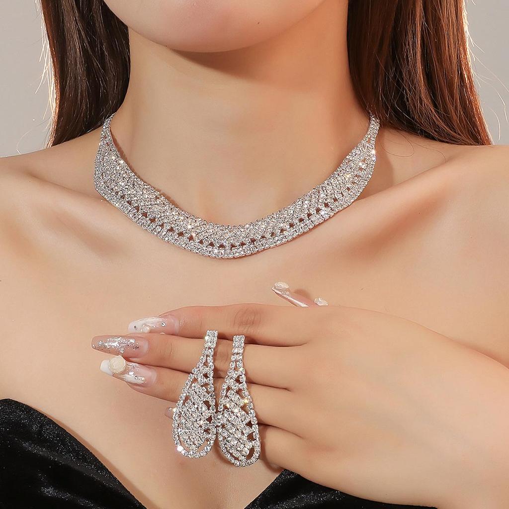 Minimalist Rhinestone Wedding Jewelry Set: European & American Style Necklace and Earrings for Brides
