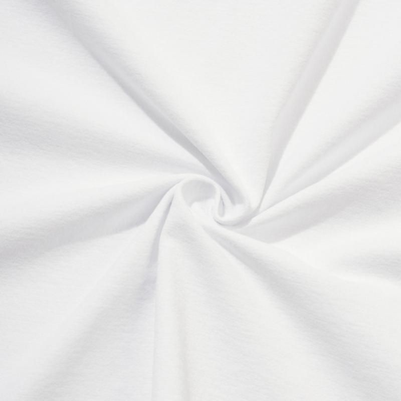 Umbro FreSh Women S LeTTering Crop ShorT Sleeve T ShirT ur122SrS11 whT