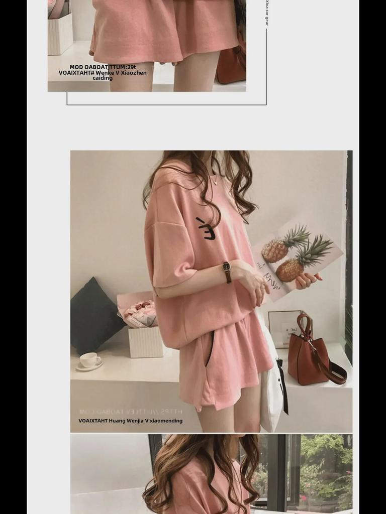 Women's Summer 2023 Loose-Fit Two-Piece Suit: Fashionable Short-Sleeve Top & Shorts for Casual Running or Student Style.