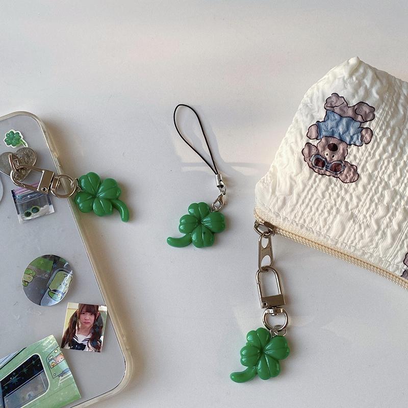Enkel fyrklöver nyckelring Kreativ Utsökt fyrklöver Lucky Keychain Nyckelring Julklappstillbehör