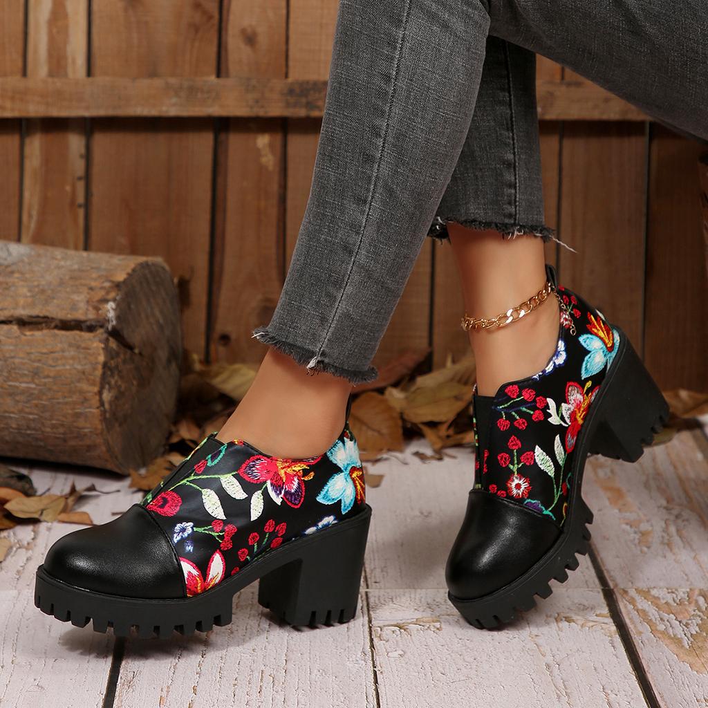 Fashion 2025 Spring Winter New Trend Women Shoes Platform Round Toe Buckle Designer Shoes Comfortable Anti-slip Pumps Zapatos De Mujer