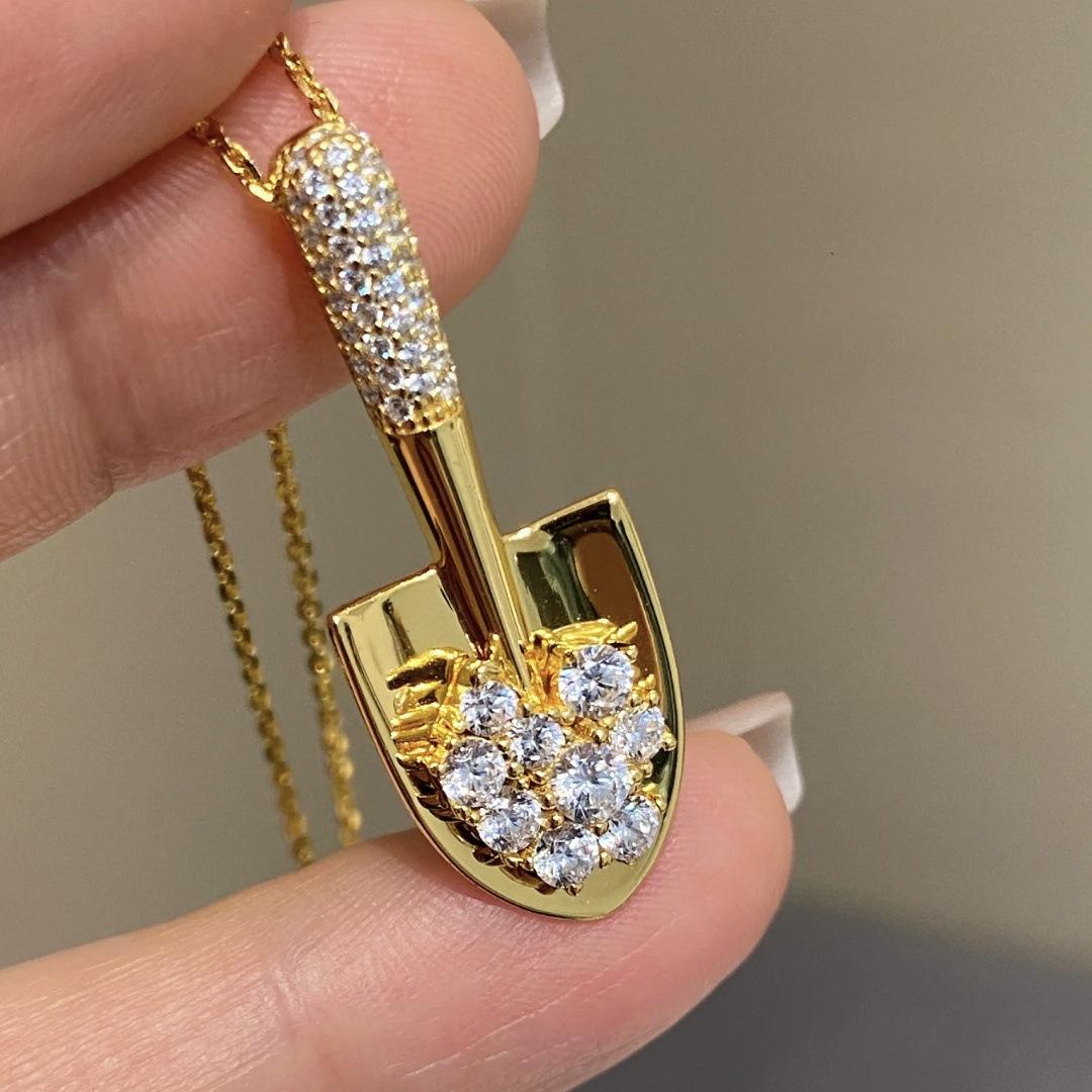 

Golden Shovel Daily Gold Point Diamond Shovel Necklace Women S Retro Vintage Advanced Sense Versatile Collarbone Chain